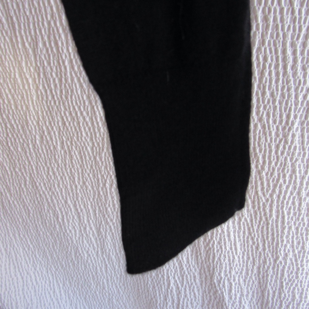Solid Black Wrap Look Sweater 100% Cashmere Long Sleeve Club Monaco Small S - Picture 5 of 8